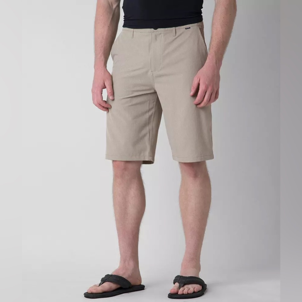 Hurley Phantom Vertigo Walkshort Mens Flat Front Bermuda Short 22” Khaki Size 31